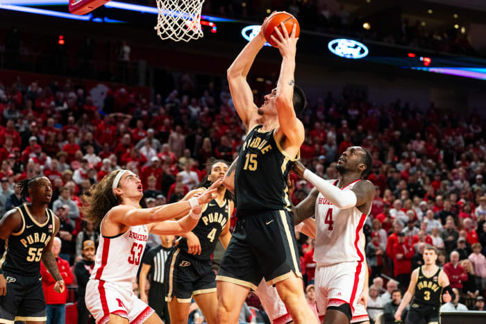 Purdue center Zach Edey shoots the ball against Nebraska forwards Josiah Allick (53) and Juwan Gary (4) during the second half at Pinnacle Bank Arena in Lincoln. (Jan 9, 2024)